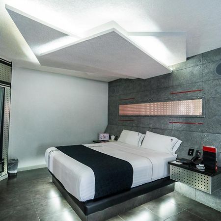 Kuboz Motor Hotel Zapopan Eksteriør bilde