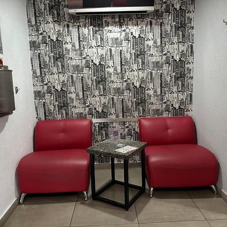Kuboz Motor Hotel Zapopan Eksteriør bilde