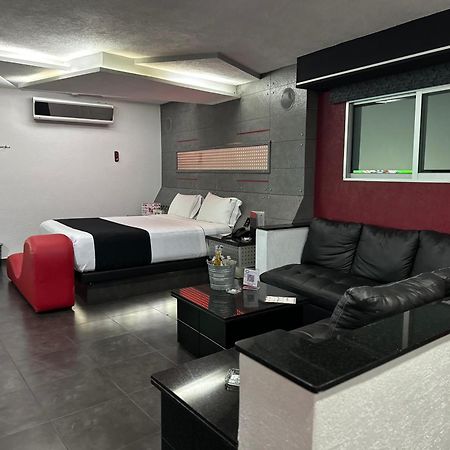 Kuboz Motor Hotel Zapopan Eksteriør bilde