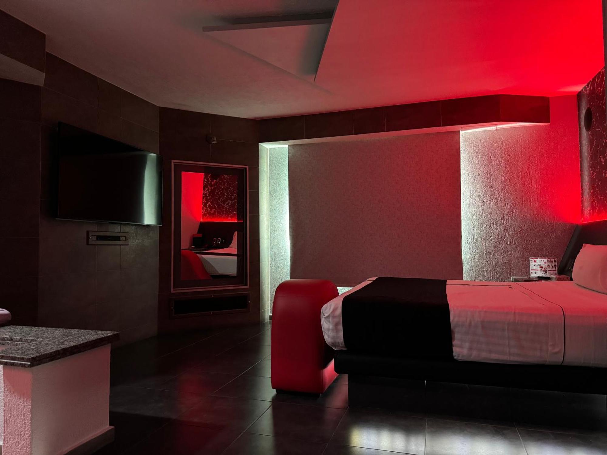 Kuboz Motor Hotel Zapopan Eksteriør bilde