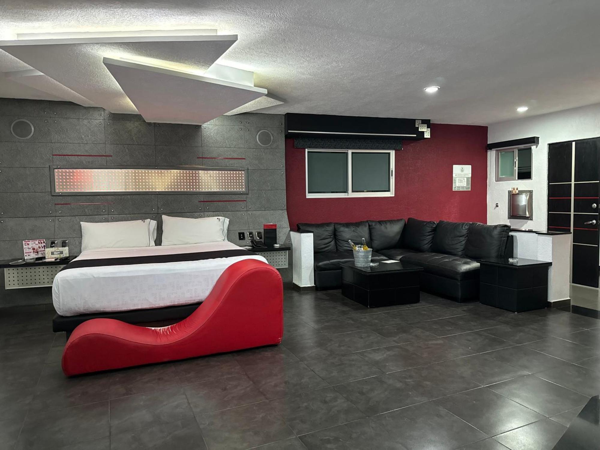 Kuboz Motor Hotel Zapopan Eksteriør bilde